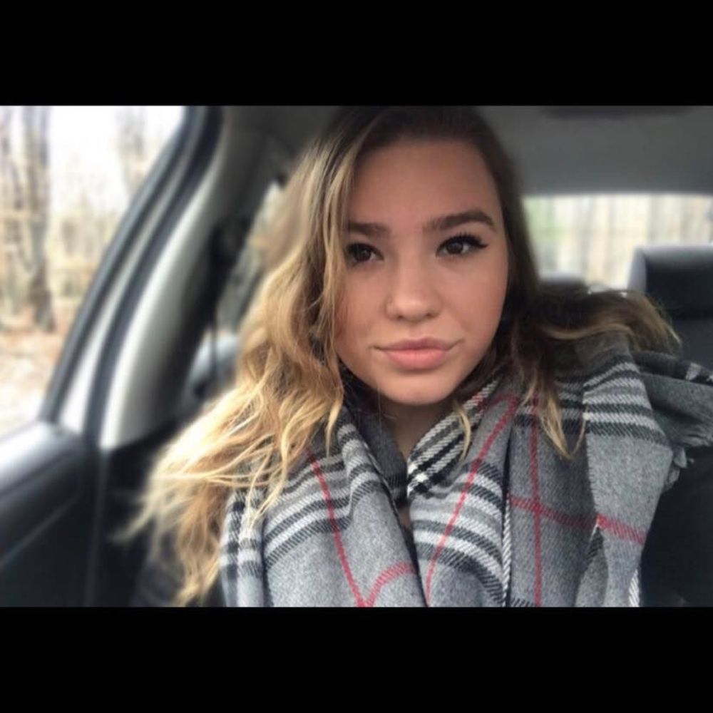 Meet your Posher, Teah